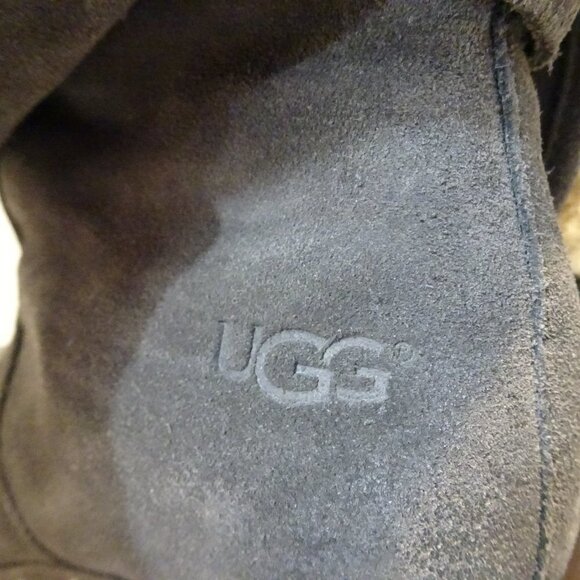 UGG Australia Brown Leather 3204 Boots Booties Sz 6 Sheepskin Fold Down Heels - Picture 4 of 9